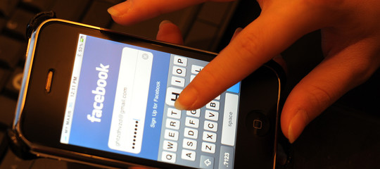Perché, se usate Android, Facebook ha i dati delle vostre chiamate