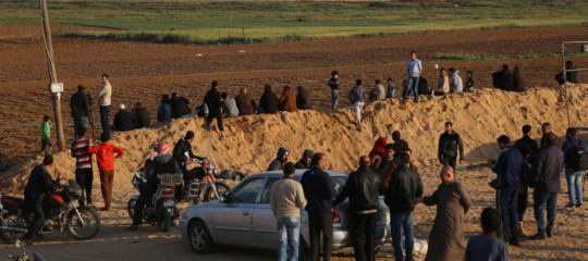 Israele schiera 100 cecchini al confine della Striscia di Gaza. Cosa sta succedendo