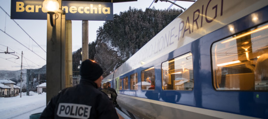 Parigi sospende l'accordo, la magistratura indaga. Bardonecchia, il giorno dopo