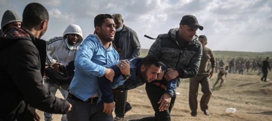 M.O.: nuovi scontri a Gaza, soldati Israele sparano, 3 feriti