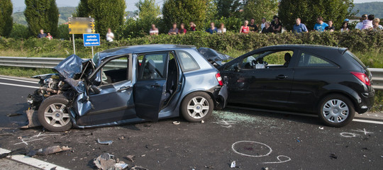 Come funziona il salvavita che ora devono montare tutte le nuove auto