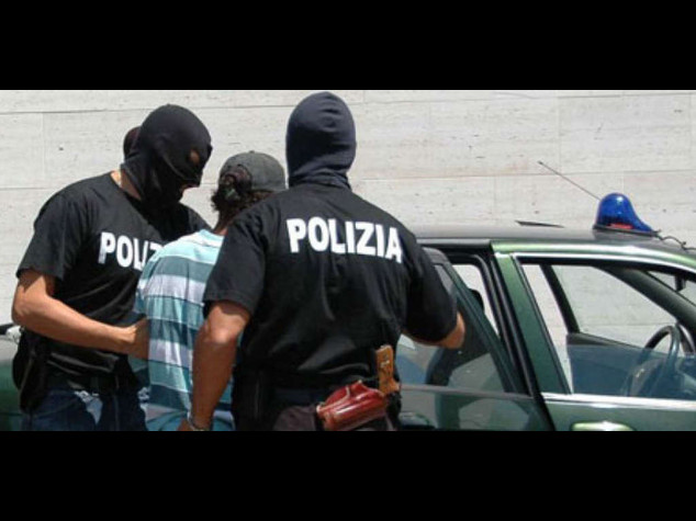 Mafia: 40 arresti a Catania per droga e intestazione beni