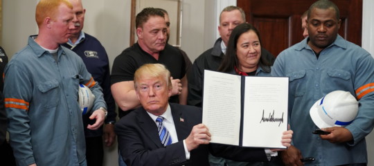 Dazi Usa: Trump, nessuna guerra con la Cina ma deficit da 500 miliardi