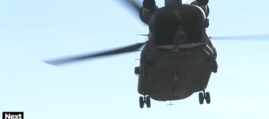 Elicottero della Marina precipitato, è morto uno dei 5 militari dell'equipaggio