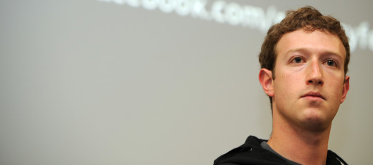 Le due mosse di Zuckerberg per azzerare propaganda e fake news su Facebook