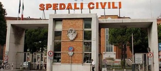 Cosa sappiamo della bambina morta per un'otite a Brescia