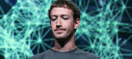 Cosa rischia Zuckerberg dopo l'audizione al Congresso Usa