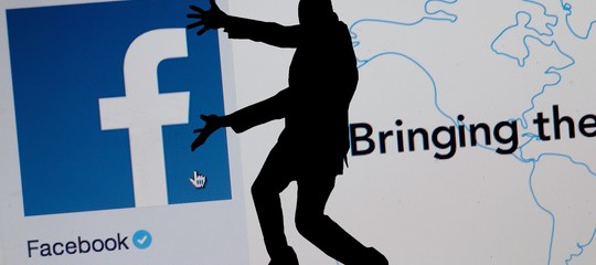Facebook ha bloccato una startup 'italiana' per abuso nella gestione dei dati
