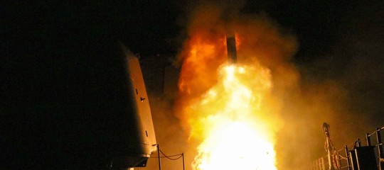 Siria: Trump, "Missione compiuta, grazie a Francia e Regno Unito"
