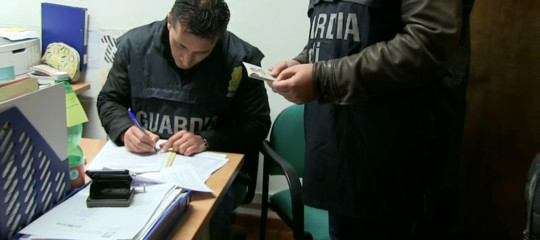 Frode fiscale: truffa da 15 milioni a Roma, 11 denunciati
