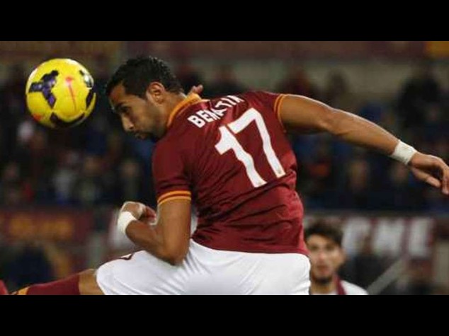 Calcio: Roma in Usa con Benatia, "rinnovo"; Gervinho resta a casa