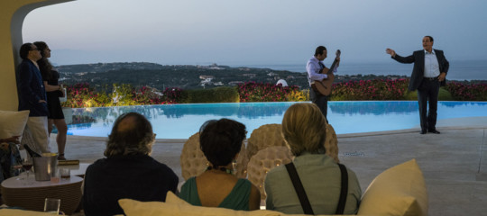 Abbiamo visto 'Loro 1', la carezza di Sorrentino a Berlusconi