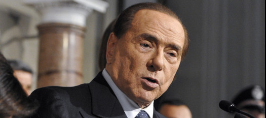 Berlusconi attacca i 5 stelle: "Dilettanti"