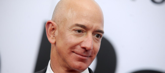 Come guadagna davvero Amazon (e quanto un suo magazziniere)