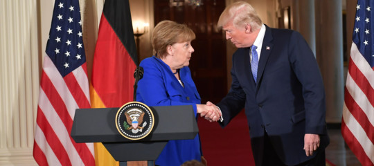 Trump con Merkel: insieme contro terrorismo, accordo nucleare iraniano non basta