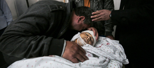 M.O.: Gaza, morto 15enne palestinese ferito da fuoco israeliano