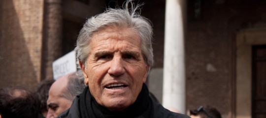 Nino Benvenuti resta in osservazione, "commosso da ondata di affetto"