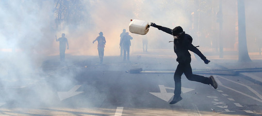A Parigi e Istanbul è stato un Primo Maggio di violenze