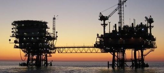 Eni: scoperta a olio nel bacino del Faghur (deserto egiziano)