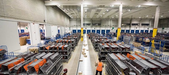 Amazon apre un altro centro in Italia. E' il nono