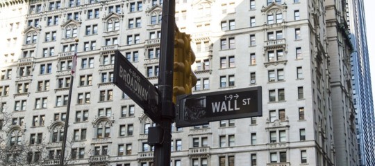 Wall Street: seduta volatile, Dow Jones chiude a +0,02%