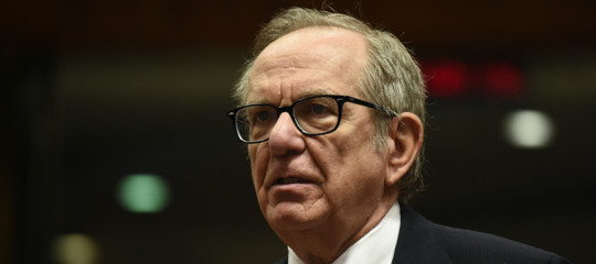 Governo: Padoan,riprendere cammino riforme e non abbassare guardia