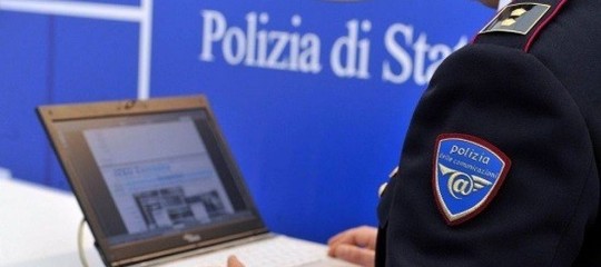 telefono azzurro pedofilia pedopornografia