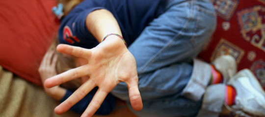 telefono azzurro pedofilia pedopornografia