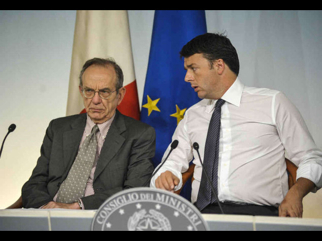 Renzi: "bene giudizio Ue". Su unioni civili "rispettero' impegno"