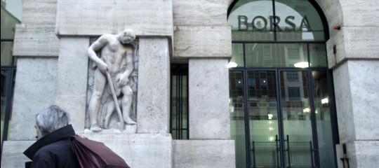 Borsa: Milano apre in rialzo (+0,38%), 'piatte' altre piazze europee