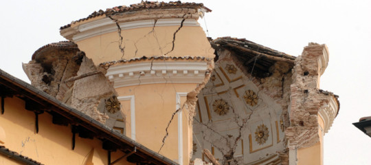 terremoto scosse assestamento vulcani