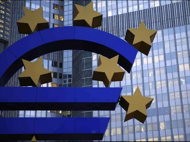 Bce: deficit Italia superera' 2,6% "In Ue crescita ha perso slancio"