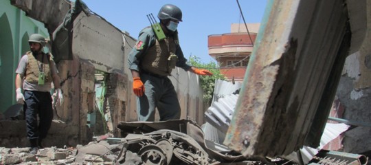 Afghanistan: esplosioni a spari a Jalalabad, almeno 4 morti