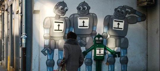 Chi sta vincendo la sfida commerciale dei robot domestici