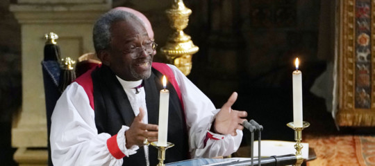 Il reverendo anticonformista del matrimonio di Meghan e Harry doveva sorprendere. E l'ha fatto