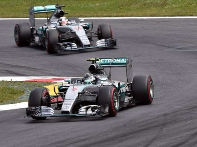 F.1: Gp Austria, vince Rosberg davanti a Hamilton e Massa