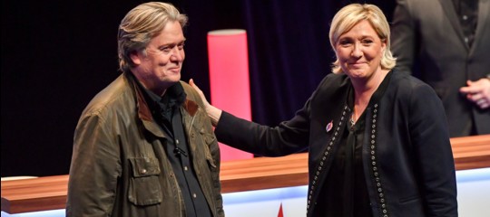 L'entusiasmo di Le Pen e Bannon per il governo giallo-verde