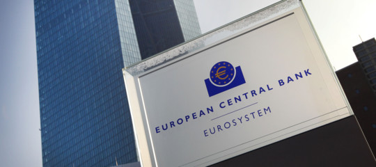 Governo: Coeuré (Bce), vedremo programma ma rispettare regole