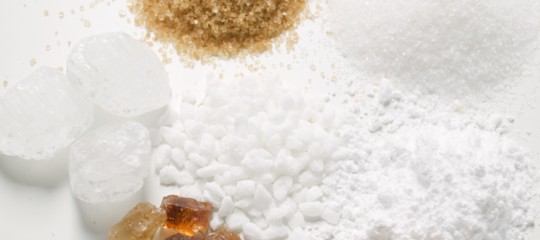 Perché lo zucchero di canna non è migliore di quello bianco