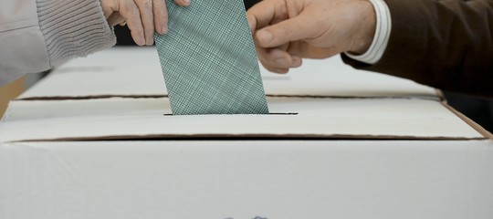 Governo: cresce l'ipotesi di elezioni subito, alle urne il 29/7 o il 5/8