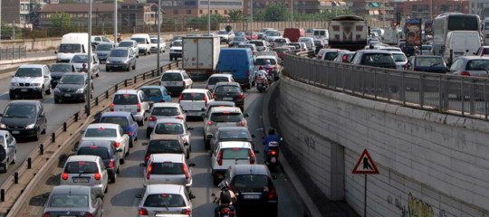 Perché in Italia in 30.000 hanno scelto l’auto a noleggio a lungo termine