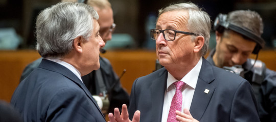 Juncker: "Nessuno dia lezioni all'Italia. I tedeschi in Grecia hanno esagerato"