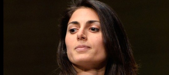 roma rom raggi salvini lega campi nomadi