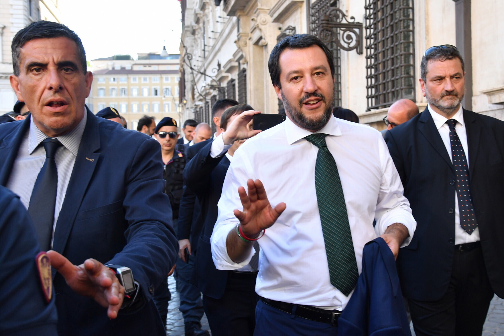 Lega tra fibrillazioni e addii. E si riaccende l'idea di due partiti