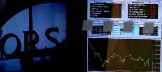 Lo Spread apre in calo a 236 punti
