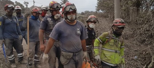 guatemala vulcano volcan de fuego