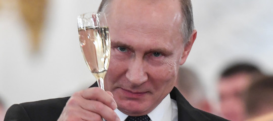 Non è ancora crisi con la Nato, ma le parole di Conte sulla Russia non sono piaciute affatto