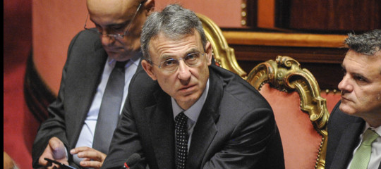 La promessa di Costa: “Subito leggi forti contro gli ecomafiosi”