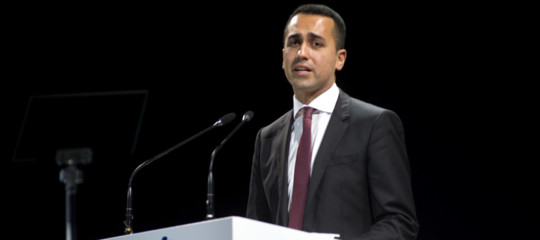 Di Maio, troveremo soldi per Iva e sull'Ilva deciderò io, da Grillo opinioni personali