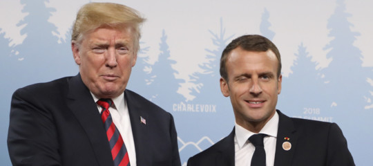 G7 stretta di mano macron trump